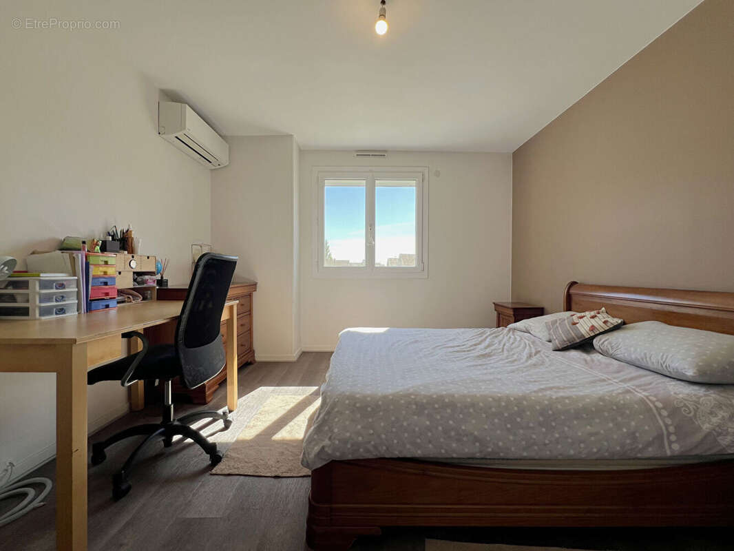 Maison à PONT-DE-CHERUY