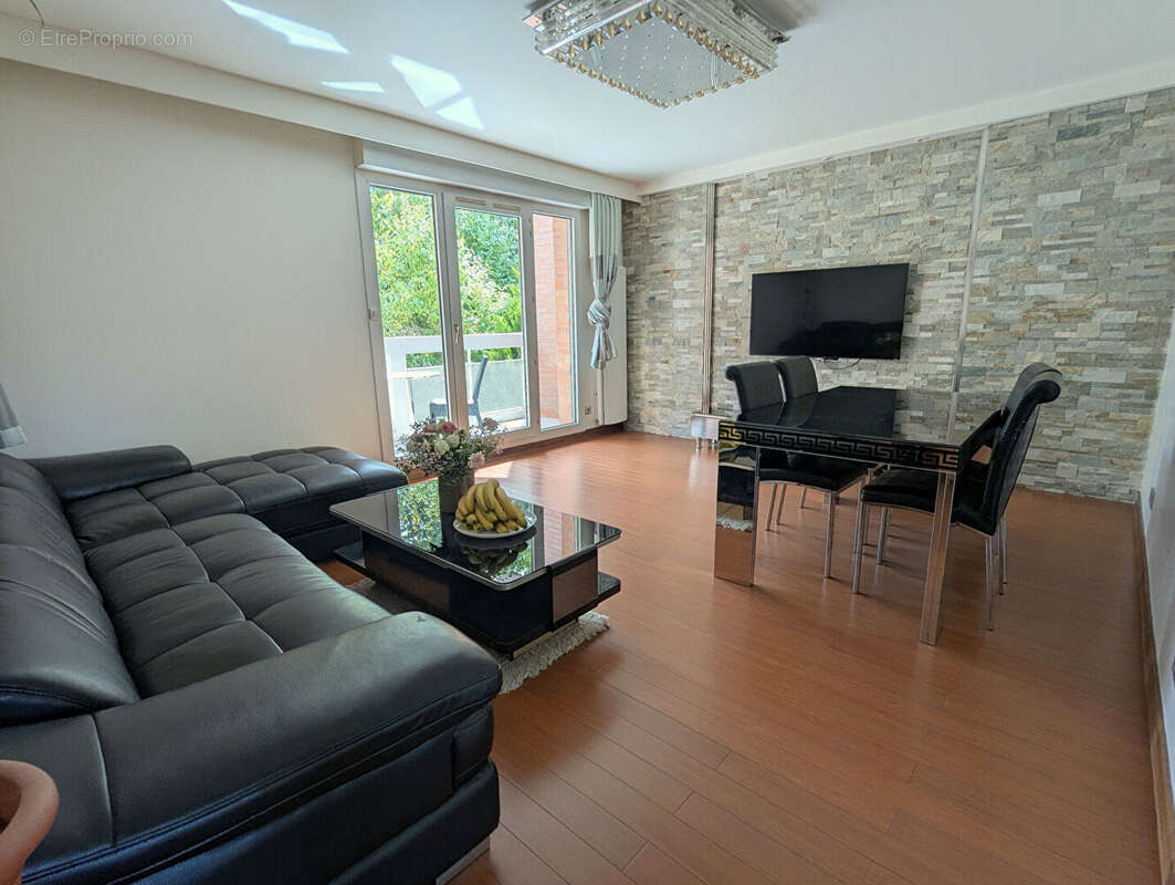 Appartement à MONTIGNY-LE-BRETONNEUX