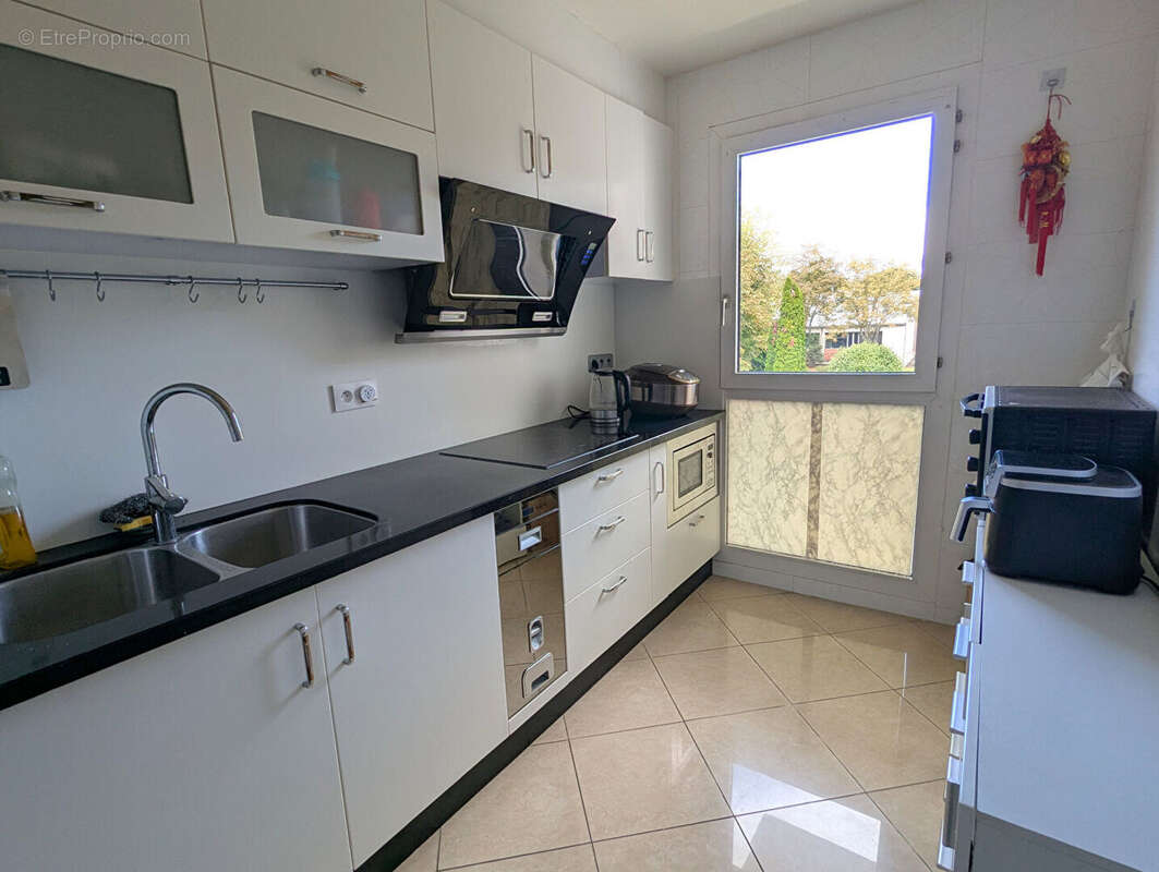 Appartement à MONTIGNY-LE-BRETONNEUX