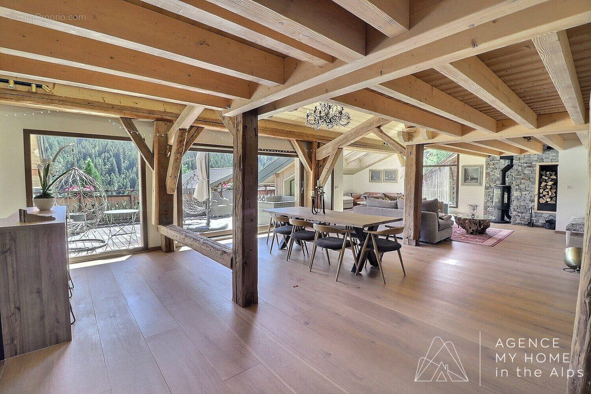 Maison à LA COTE-D&#039;ARBROZ