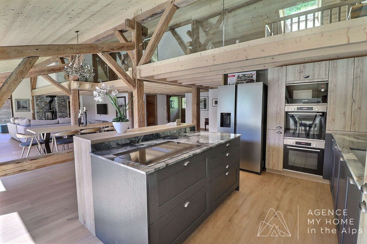 Maison à LA COTE-D&#039;ARBROZ