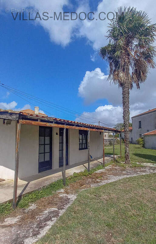 Maison à SAINT-CHRISTOLY-MEDOC