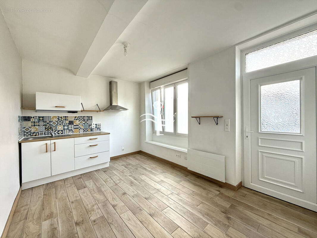 Appartement à COLLEVILLE-MONTGOMERY