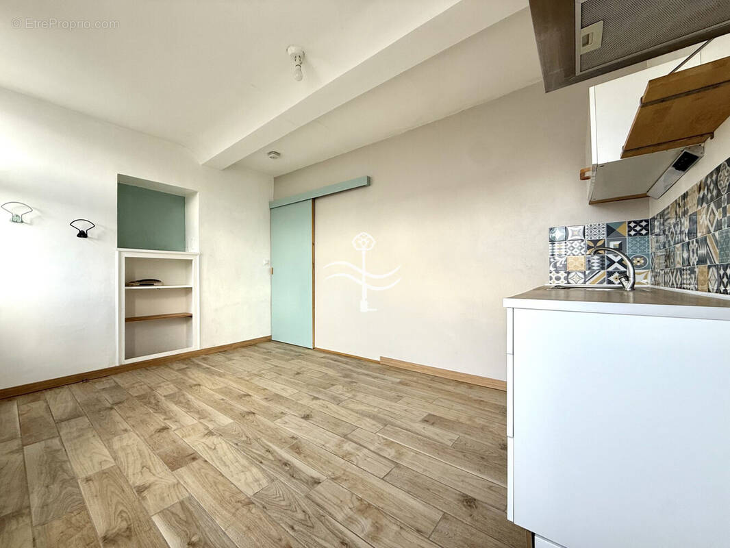 Appartement à COLLEVILLE-MONTGOMERY