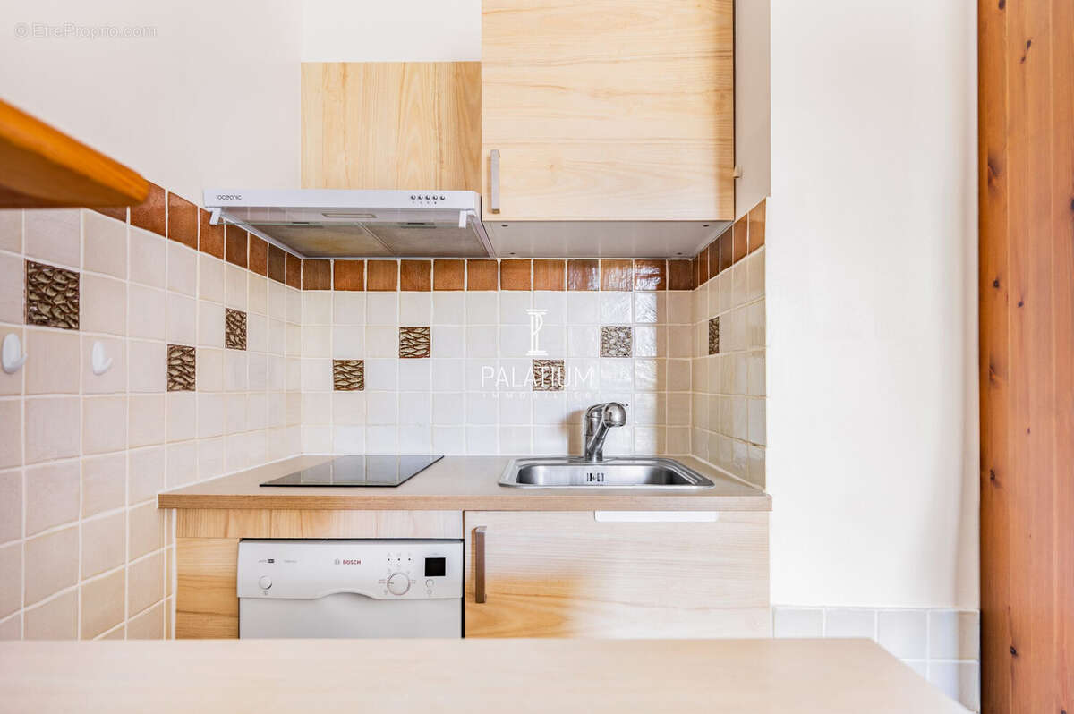 Appartement à GREOUX-LES-BAINS