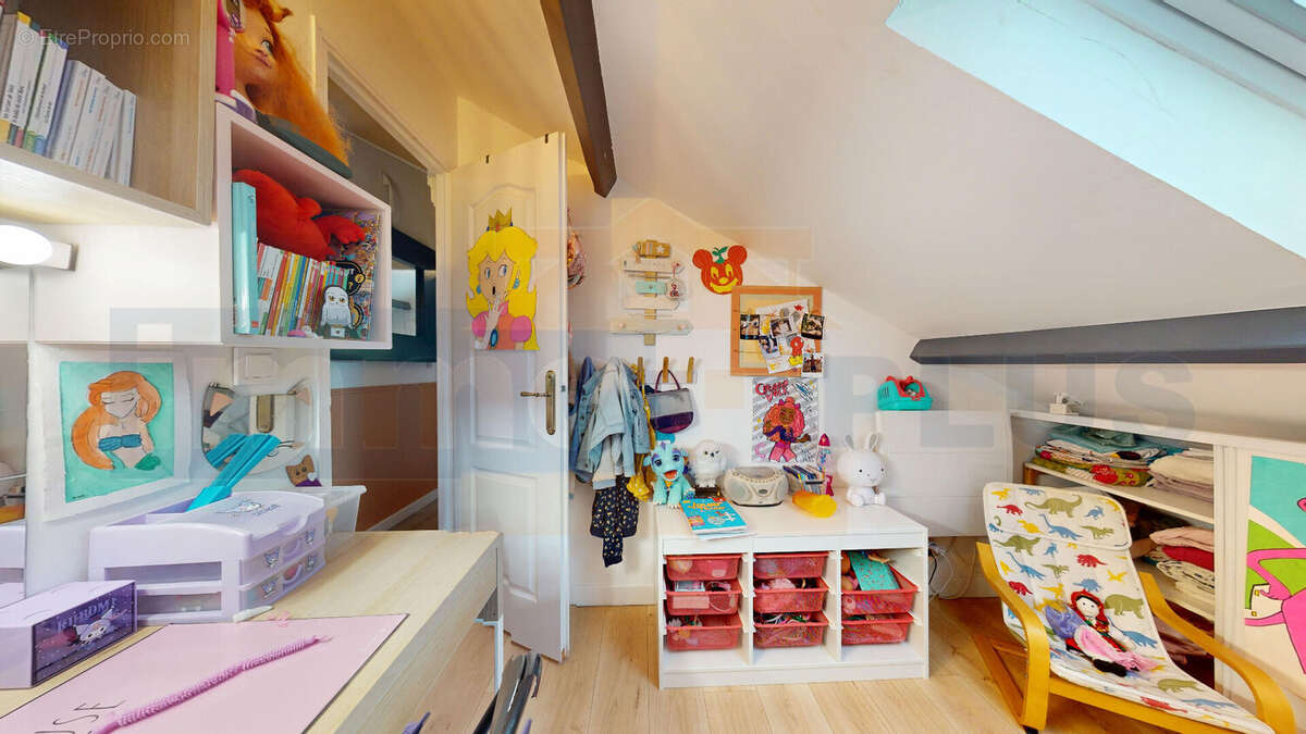 Appartement à BOIS-D'ARCY