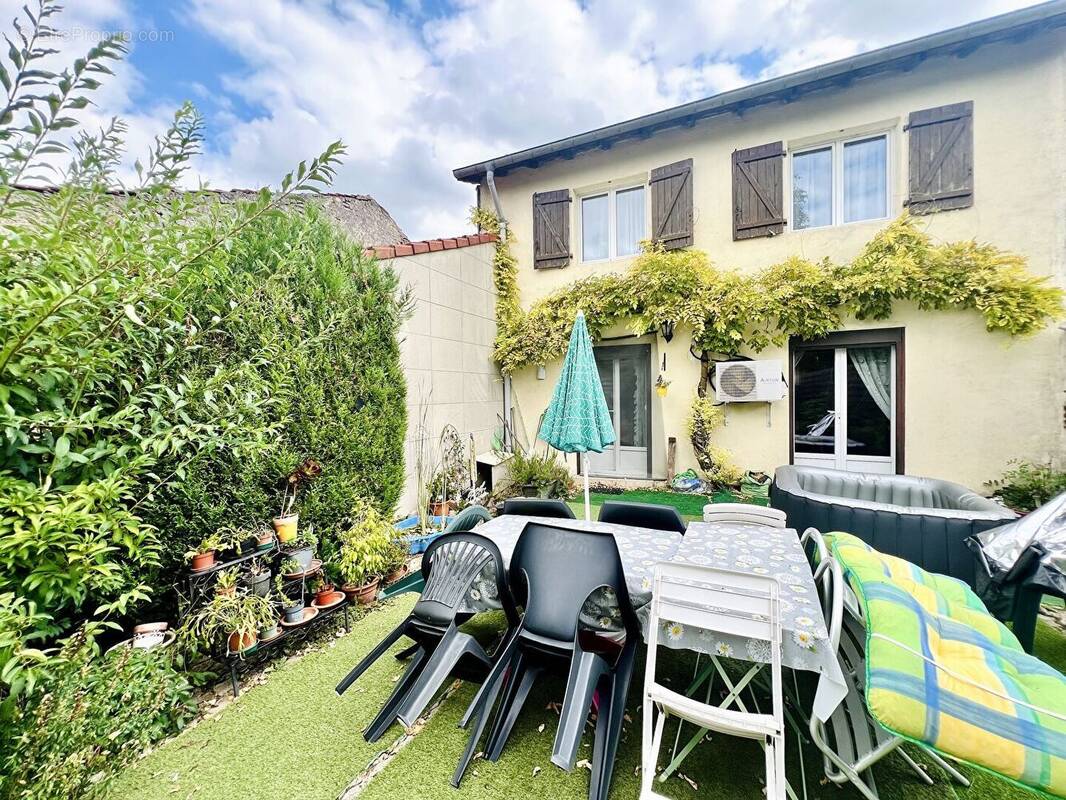 Maison à MIGNEVILLE