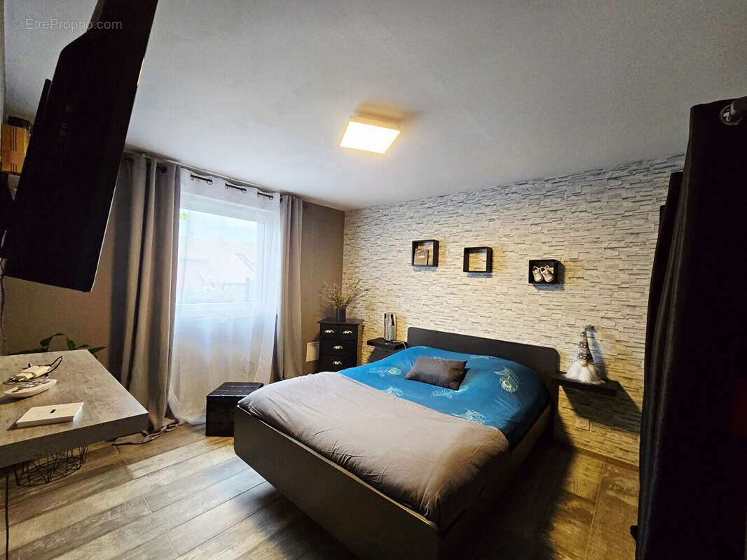 Maison à SAINT-PIERREMONT