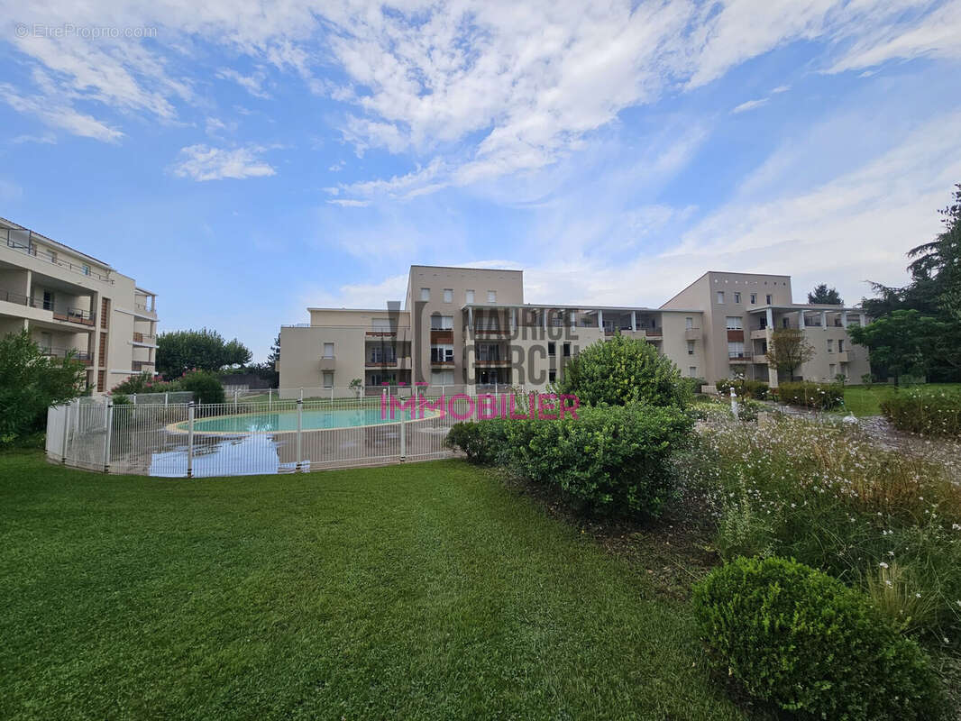 Appartement à LE PONTET