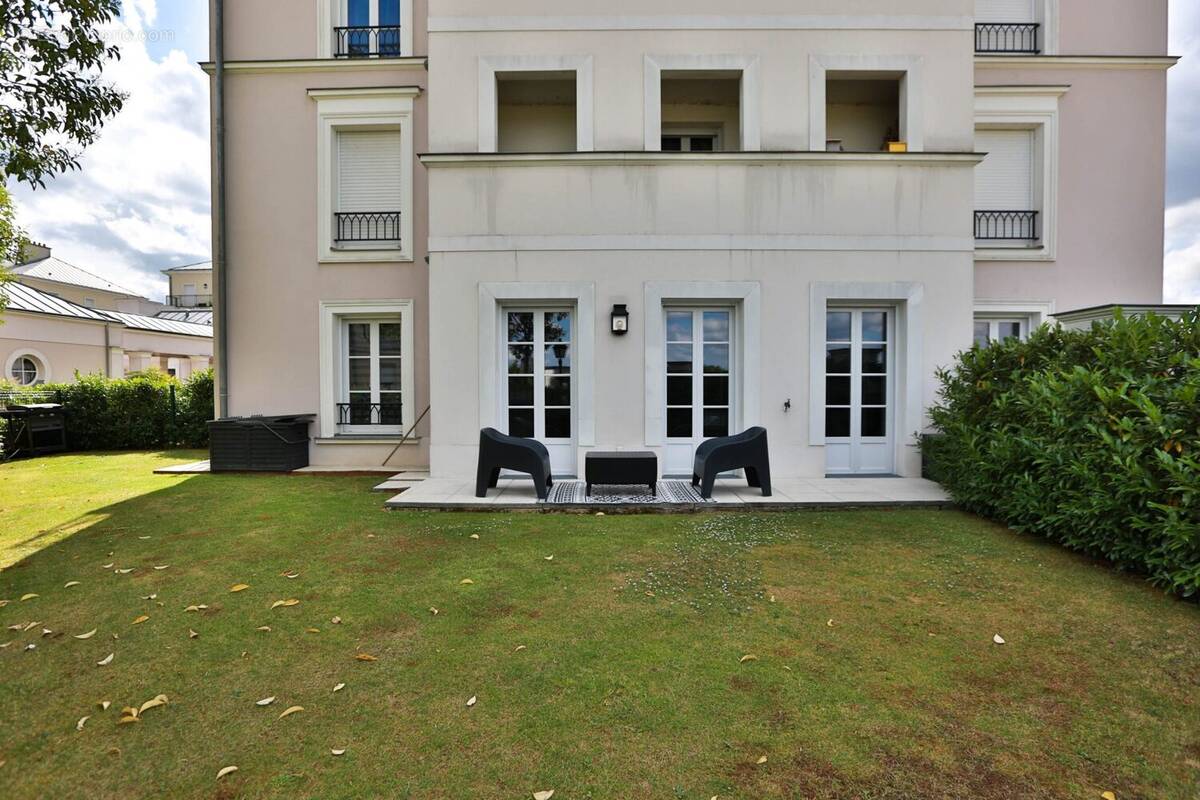 Appartement à SERRIS