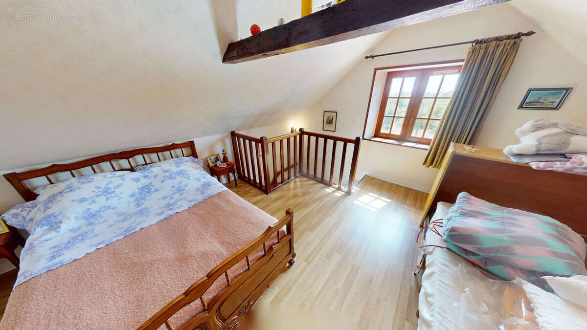 Maison à MEZIDON-CANON