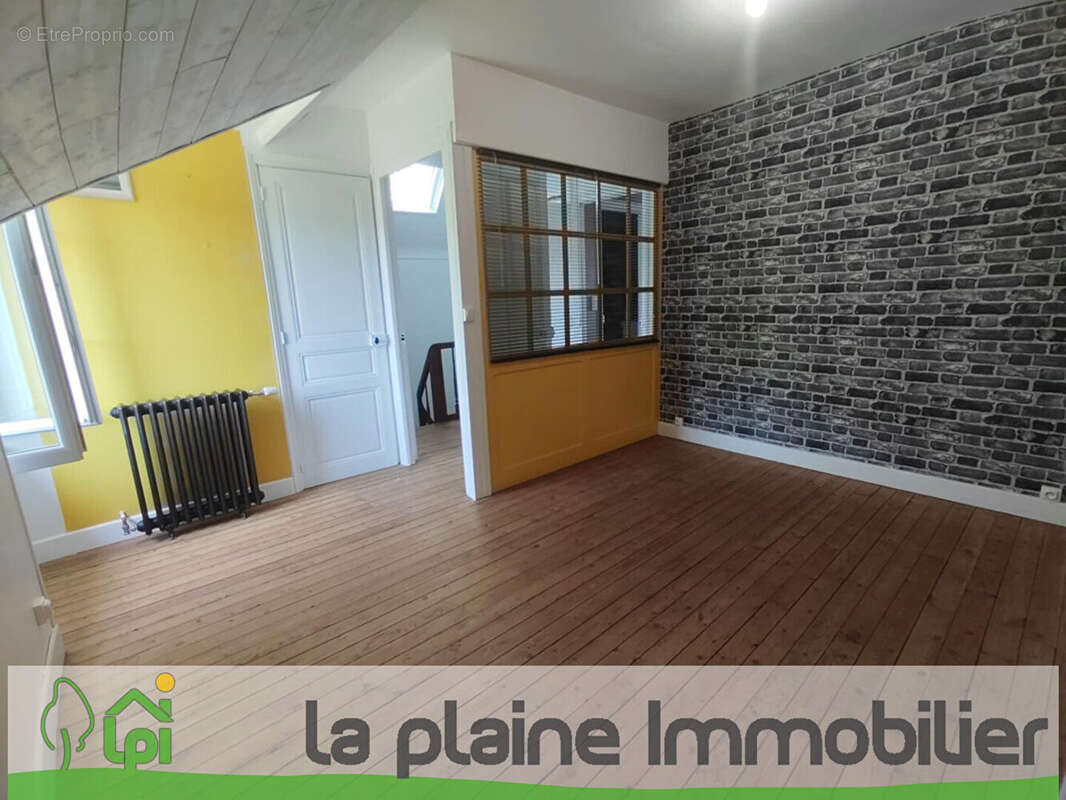 Maison à LA FERTE-MACE