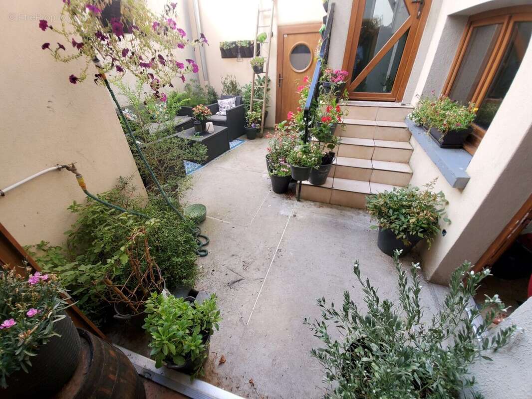 Maison à EVECQUEMONT