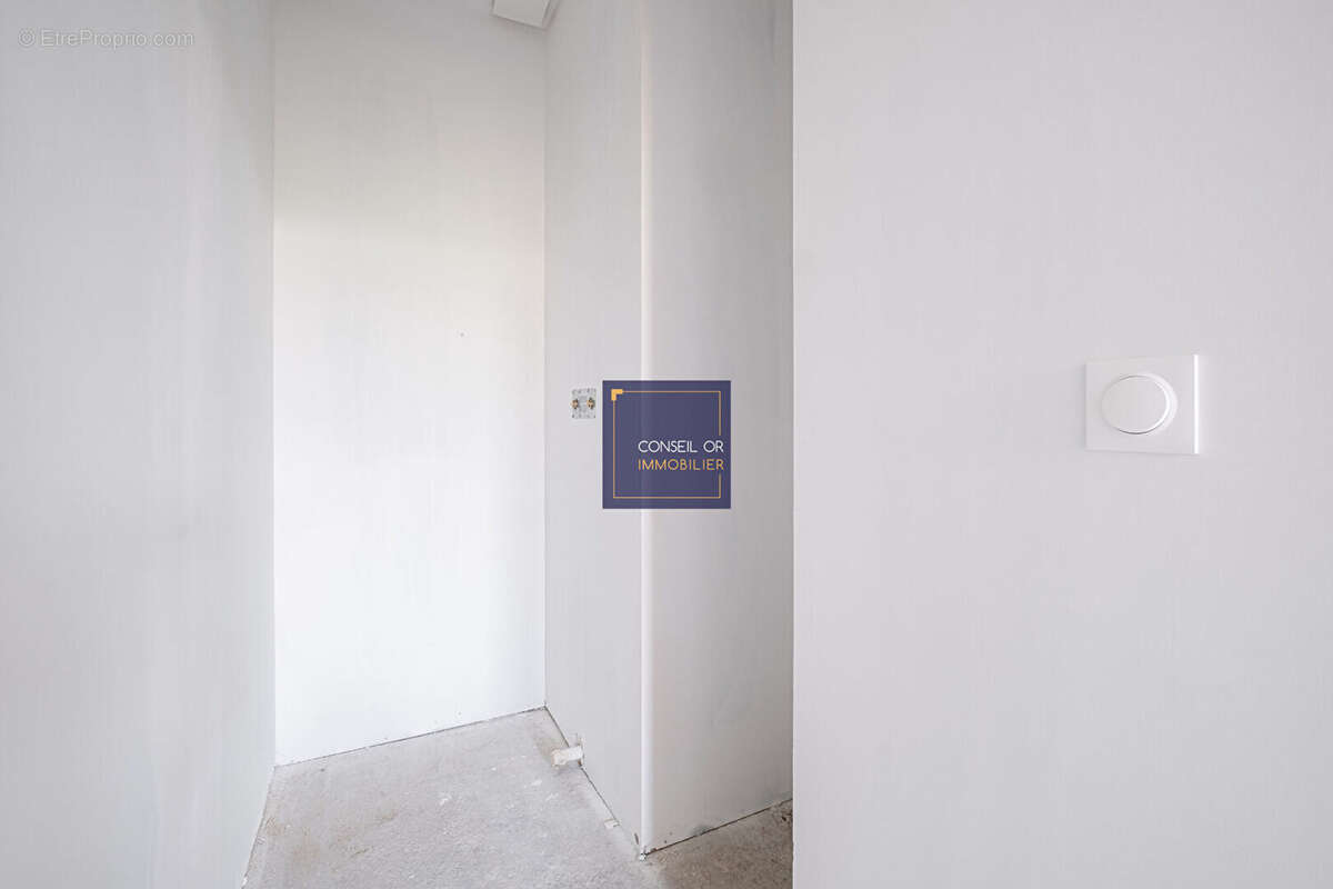 Appartement à SAINT-GENIS-LAVAL