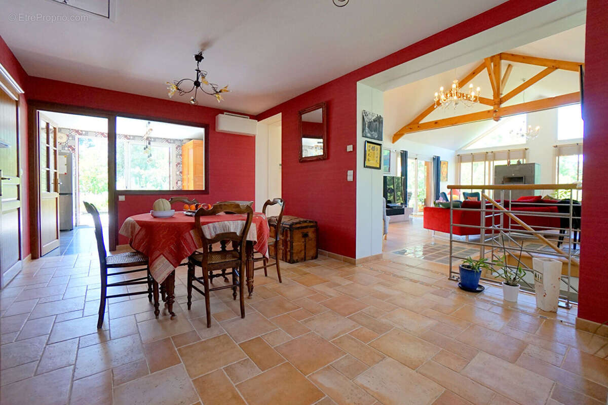 Maison à BREUIL-BOIS-ROBERT