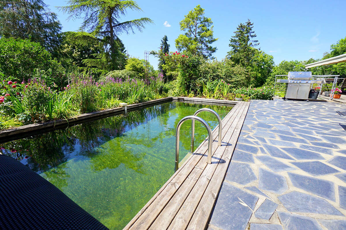 Maison à BREUIL-BOIS-ROBERT