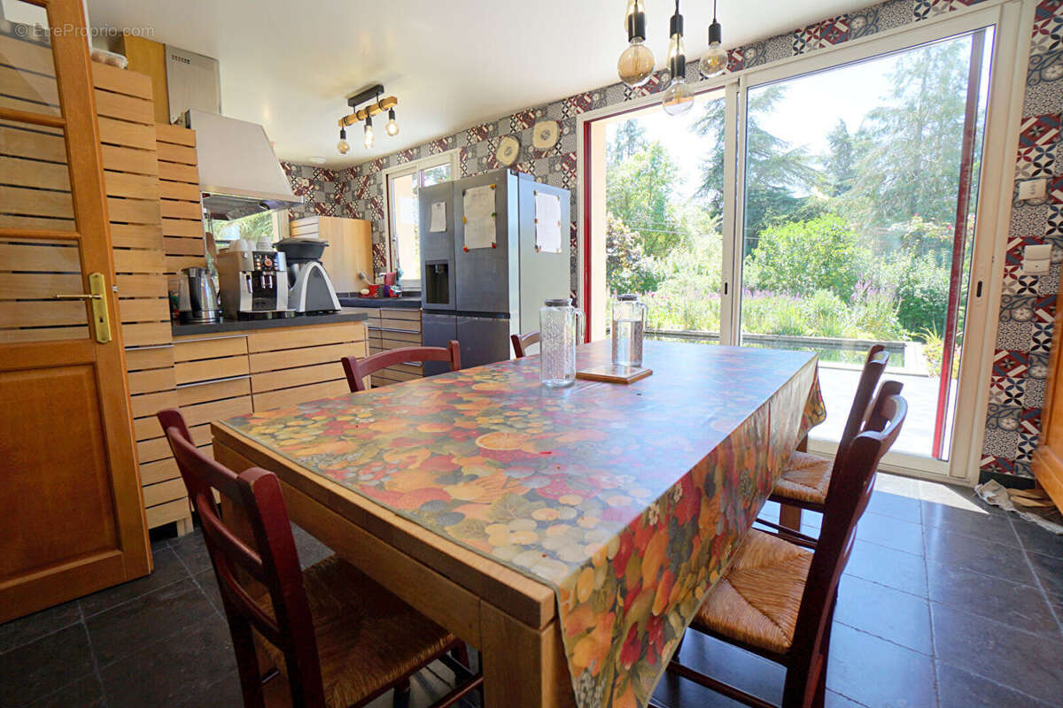 Maison à BREUIL-BOIS-ROBERT