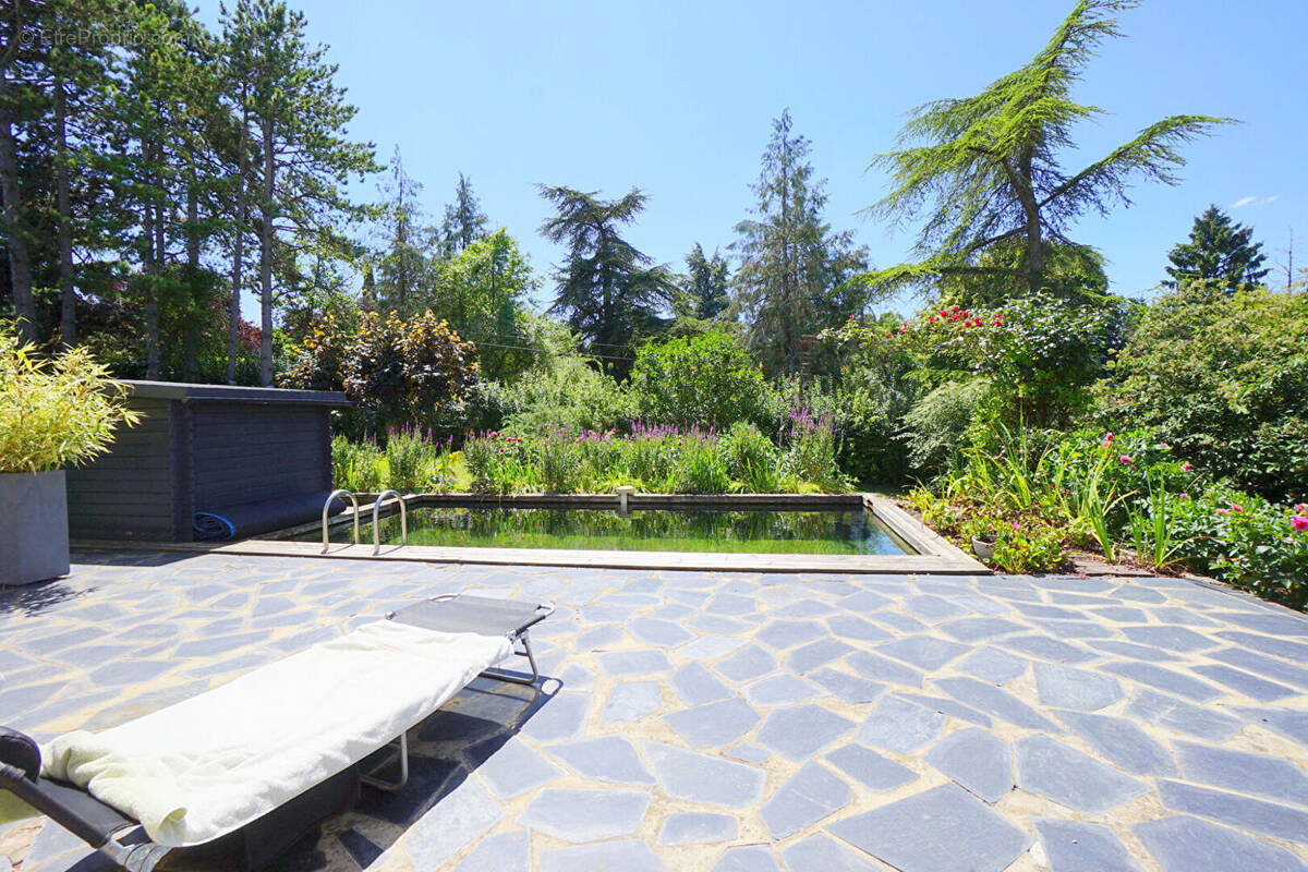 Maison à BREUIL-BOIS-ROBERT