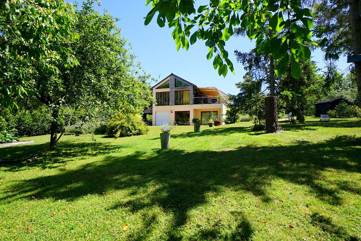 Maison à BREUIL-BOIS-ROBERT