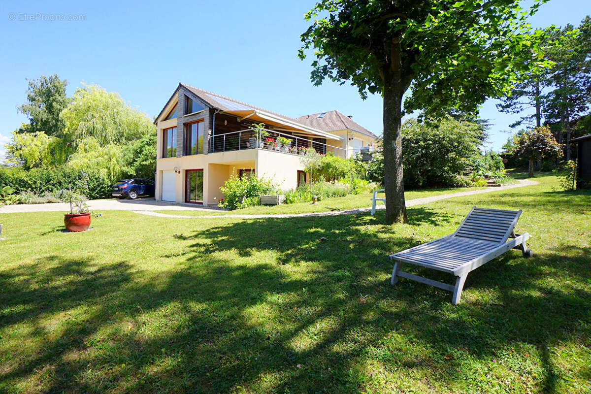 Maison à BREUIL-BOIS-ROBERT