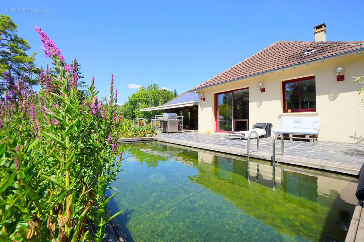 Maison à BREUIL-BOIS-ROBERT