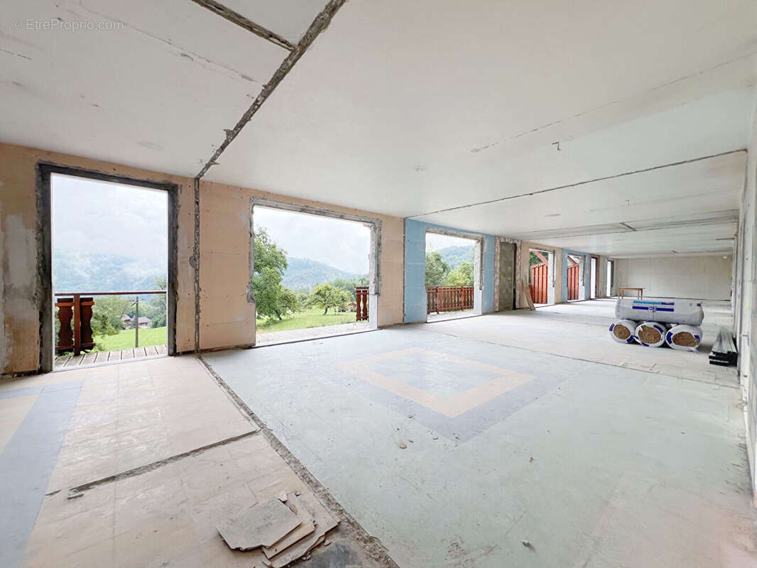 Appartement à SAINT-JEOIRE