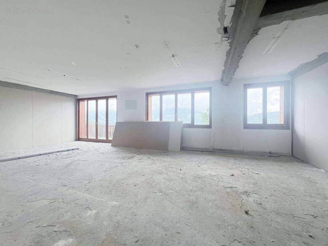 Appartement à SAINT-JEOIRE