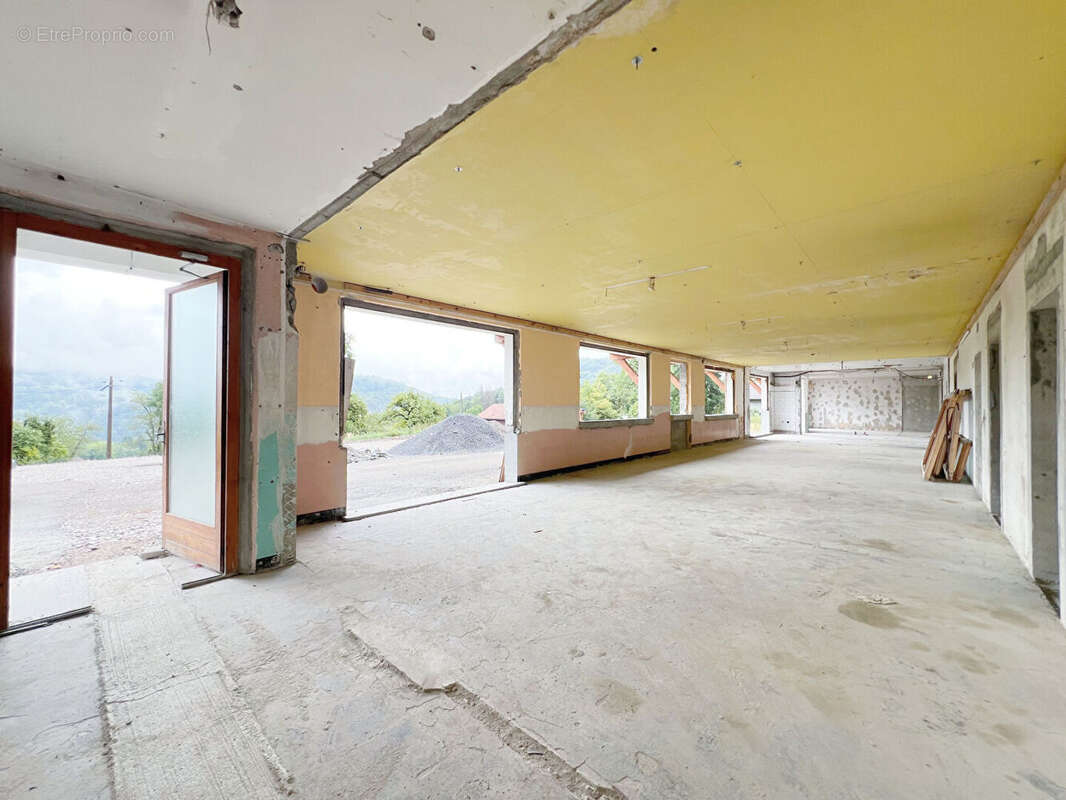 Appartement à SAINT-JEOIRE