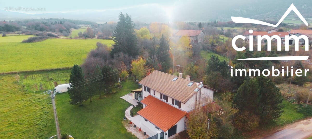 Maison à VASSIEUX-EN-VERCORS