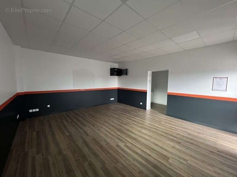 Commerce à BELIN-BELIET