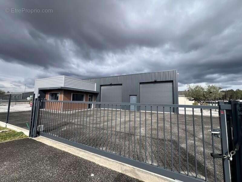 Commerce à BELIN-BELIET