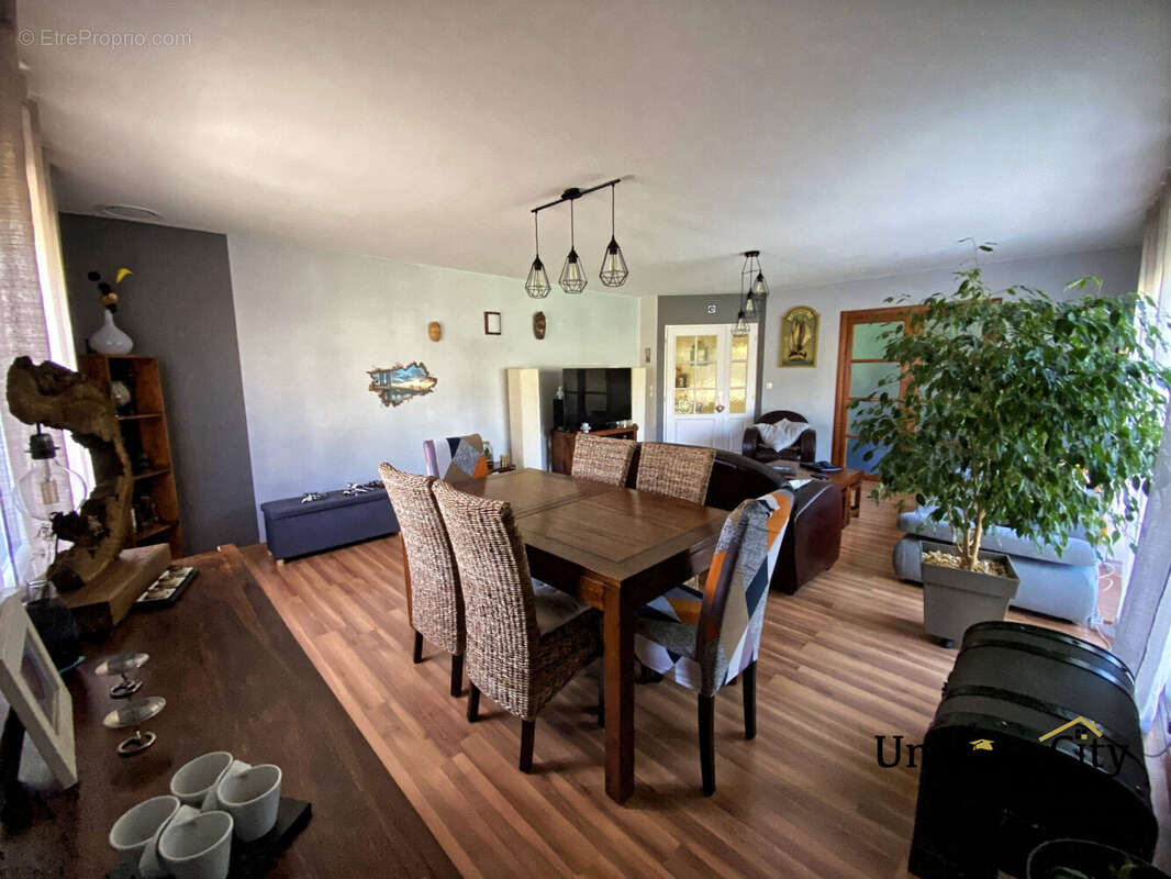 Maison à MAUVES-SUR-LOIRE