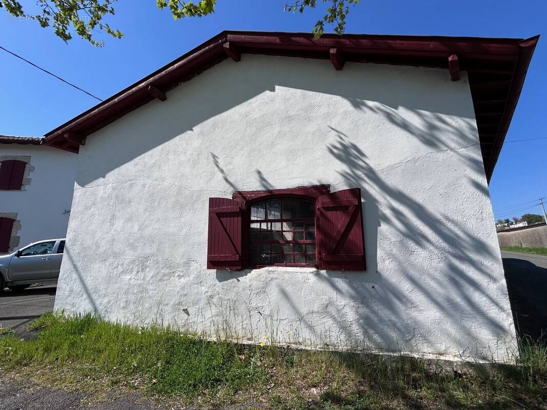 Appartement à BARDOS