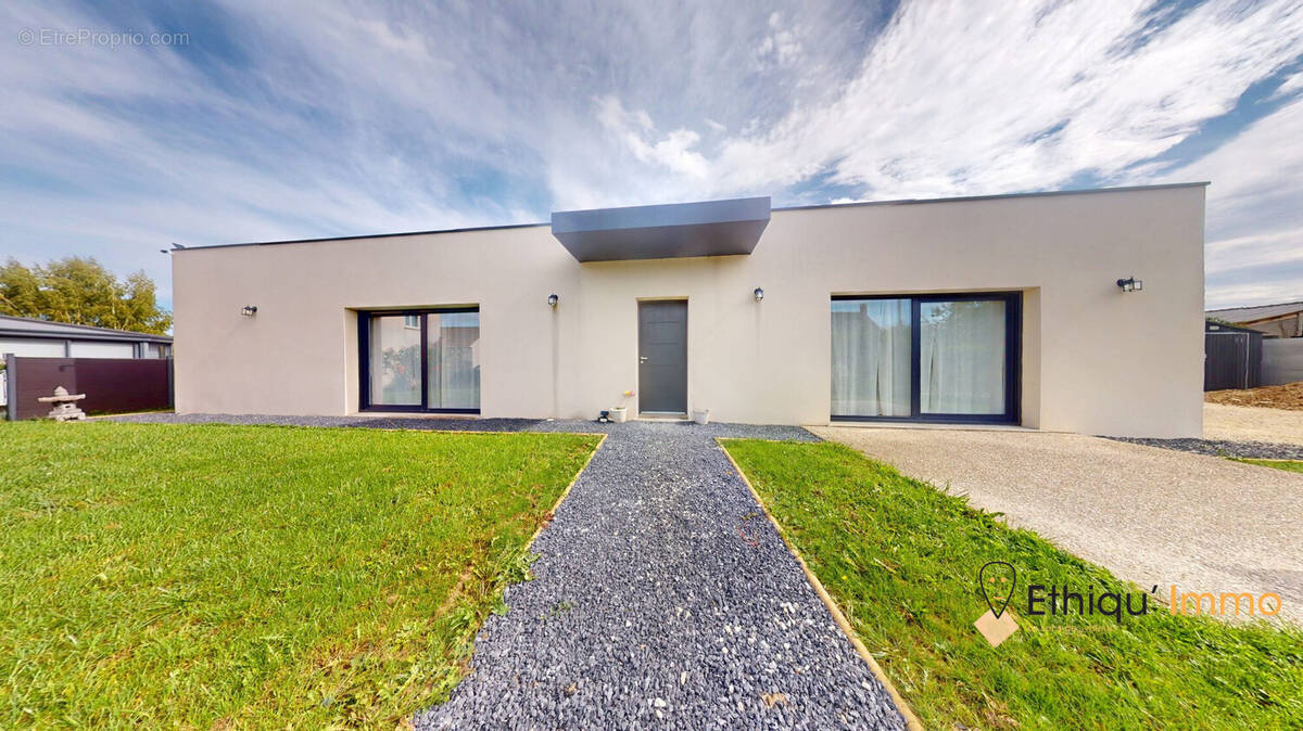 Maison à LUSIGNY-SUR-BARSE