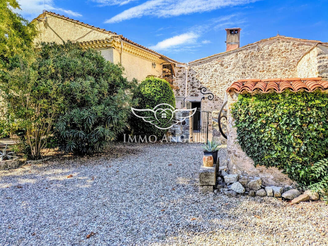 Maison à CAZEDARNES