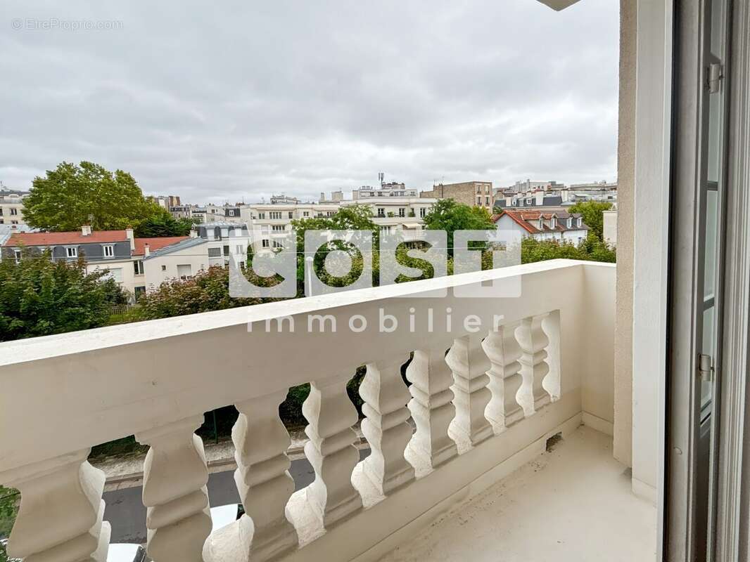 Appartement à BOIS-COLOMBES