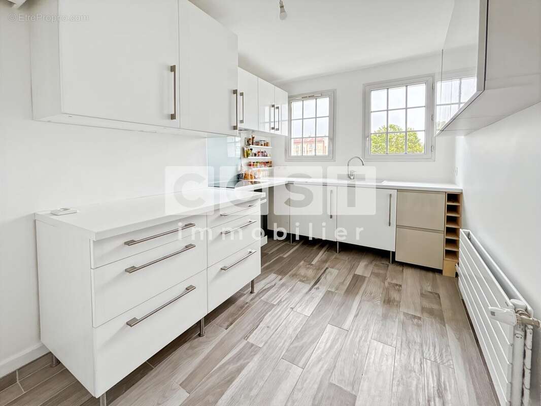 Appartement à BOIS-COLOMBES