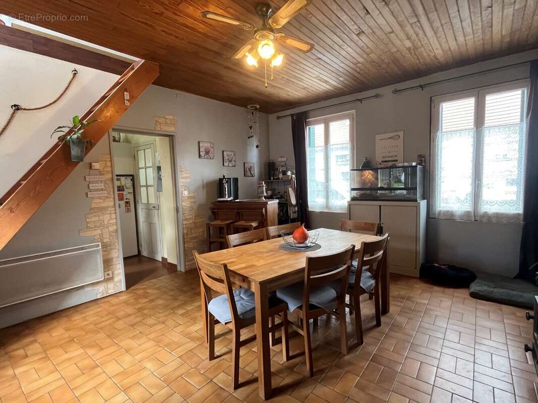 Maison à CHIRY-OURSCAMP