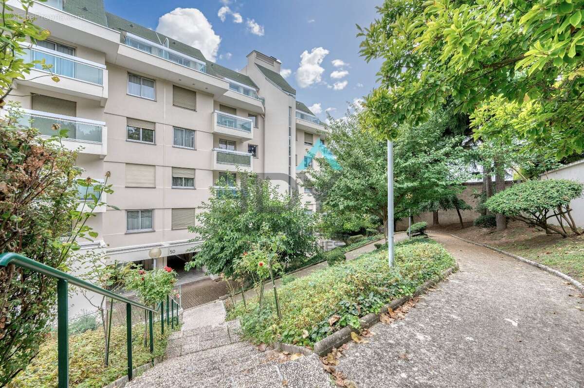 Appartement à SAINT-GERMAIN-EN-LAYE