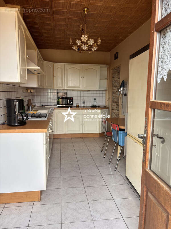 Maison à FRESNES-SUR-APANCE