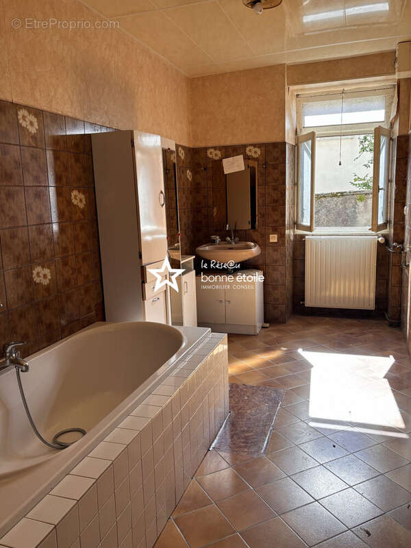 Maison à FRESNES-SUR-APANCE