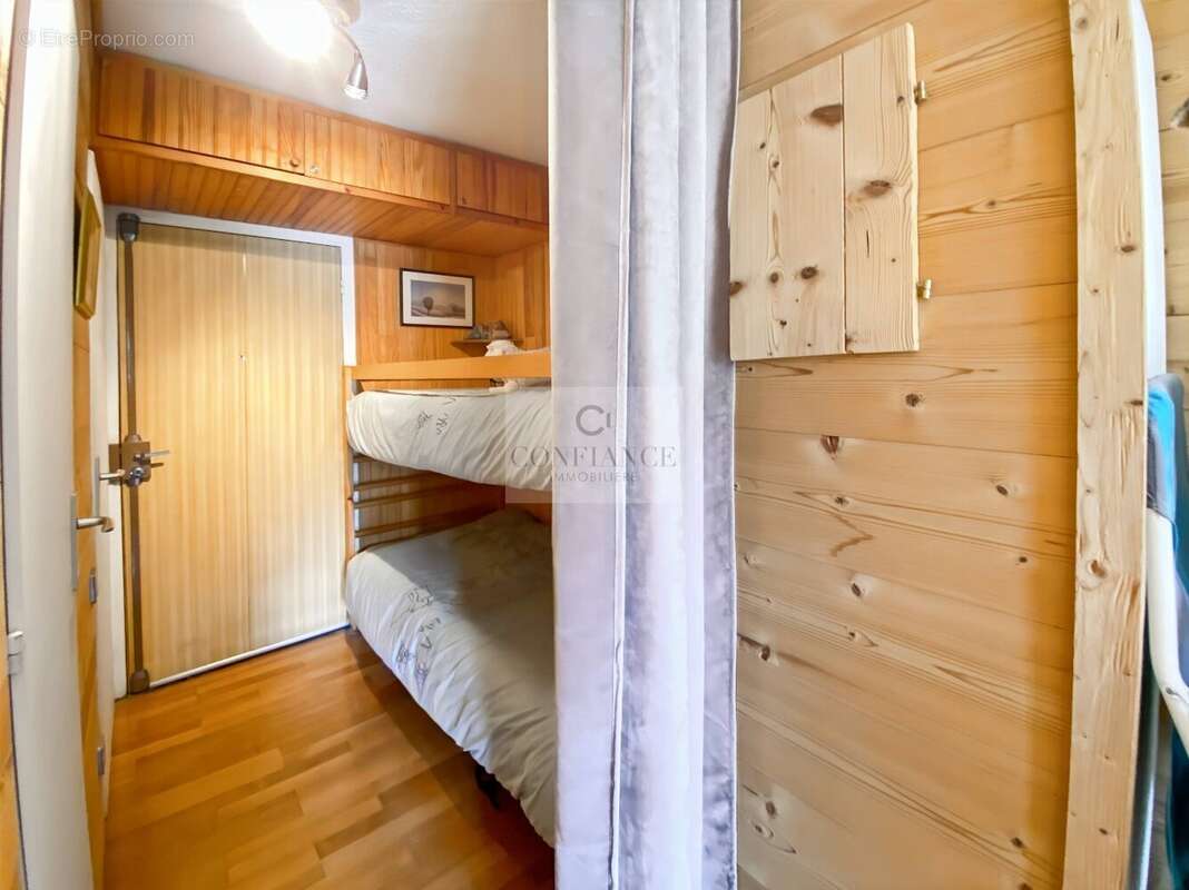 Appartement à SAINT-ETIENNE-DE-TINEE