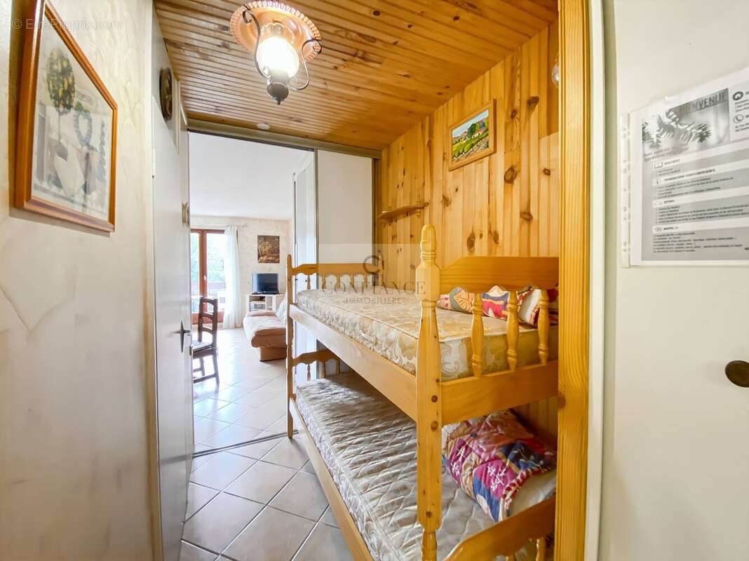 Appartement à SAINT-ETIENNE-DE-TINEE