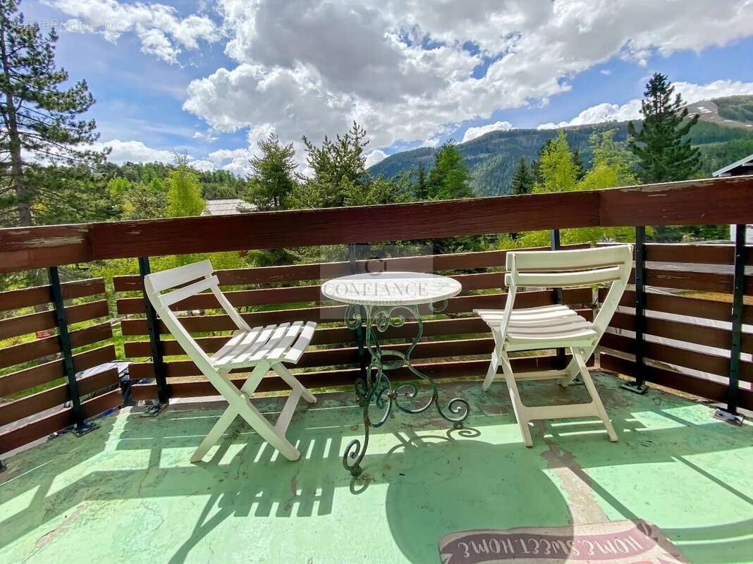 Appartement à SAINT-ETIENNE-DE-TINEE