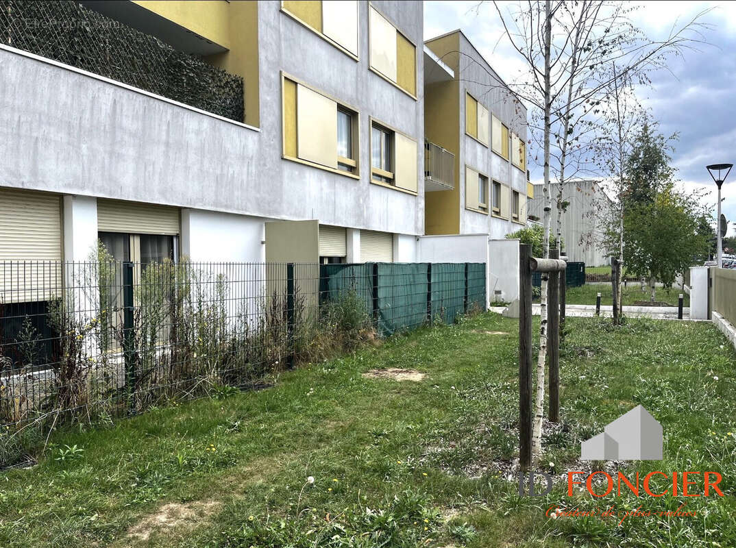 Appartement à MORANGIS