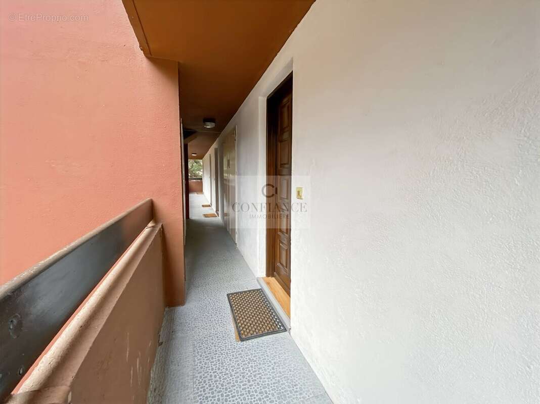 Appartement à SAINT-ETIENNE-DE-TINEE