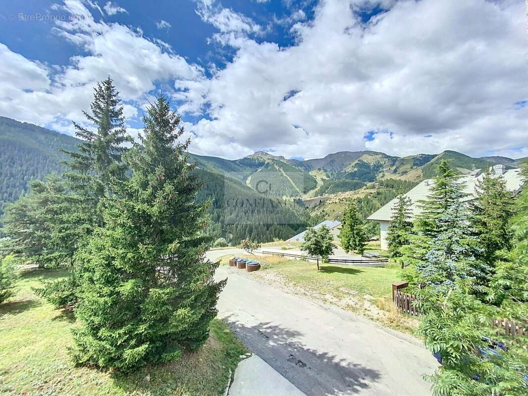 Appartement à SAINT-ETIENNE-DE-TINEE