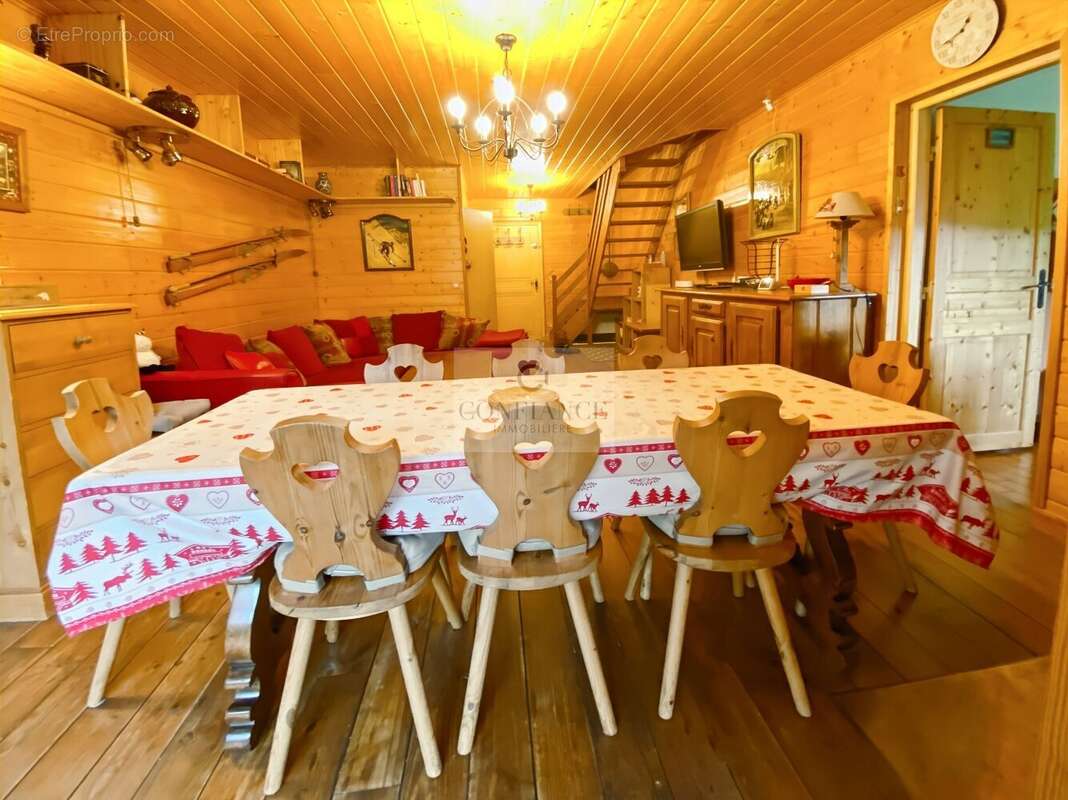 Appartement à SAINT-ETIENNE-DE-TINEE