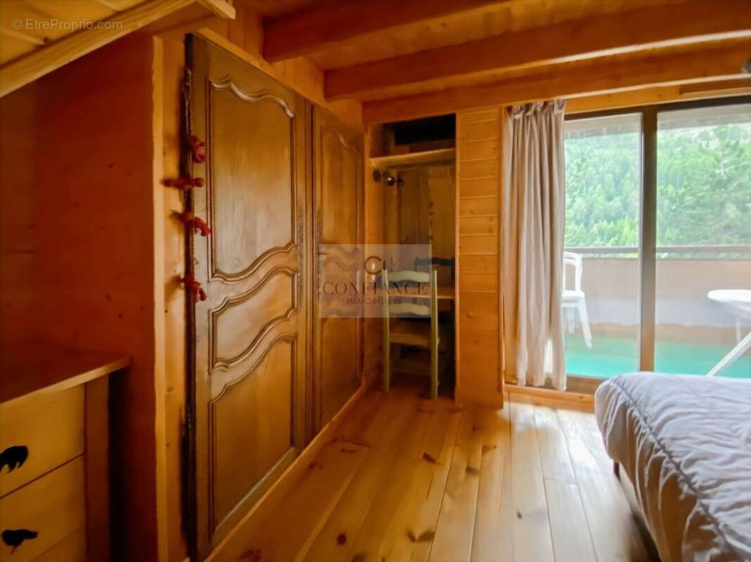 Appartement à SAINT-ETIENNE-DE-TINEE