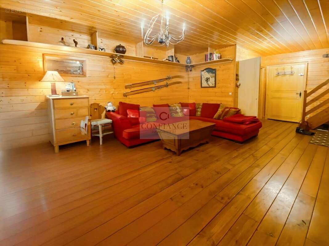 Appartement à SAINT-ETIENNE-DE-TINEE